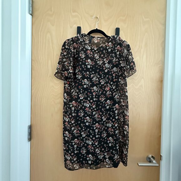 Knot Sisters Black Floral Chiffon Mini Dress – Size S - Picture 1 of 4